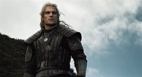 why has henry cavill quit the witcher
